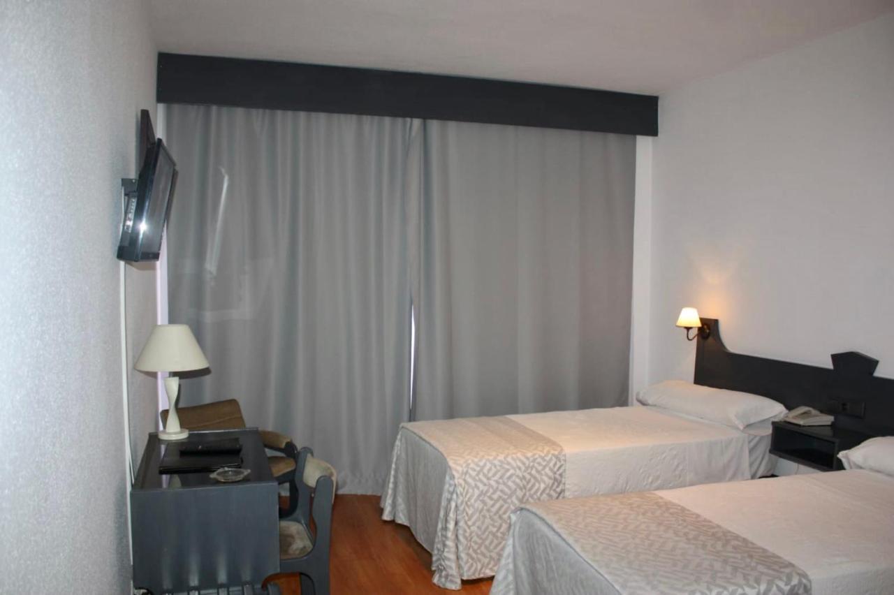 Hotel Lisboa Бадахос Екстериор снимка