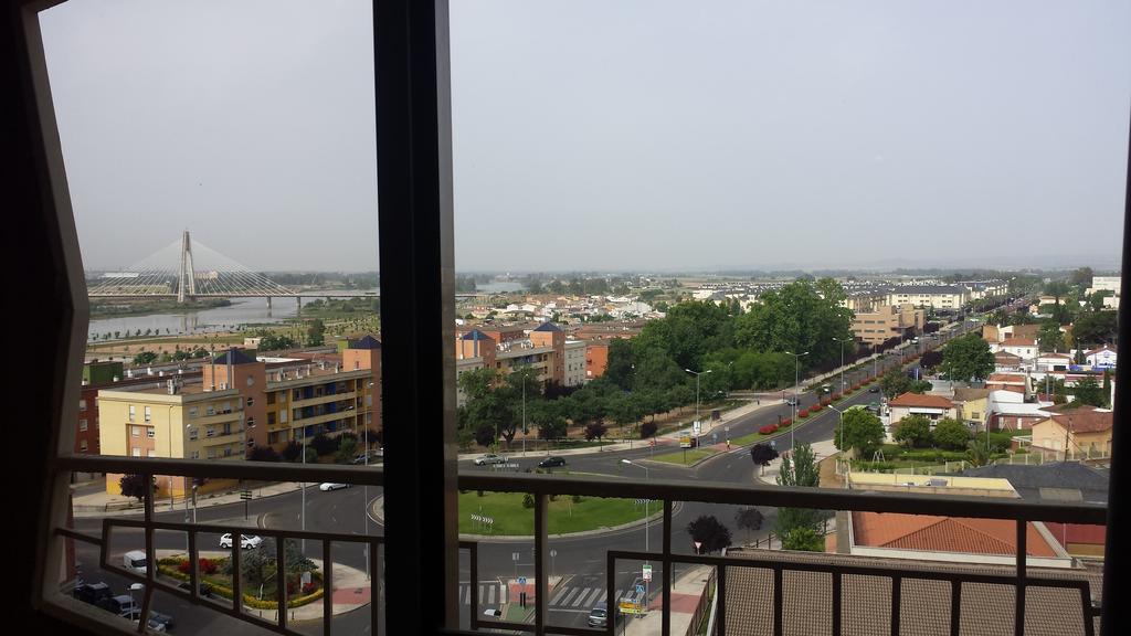 Hotel Lisboa Бадахос Екстериор снимка