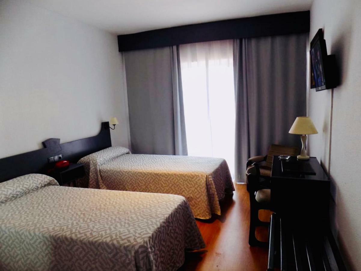 Hotel Lisboa Бадахос Екстериор снимка
